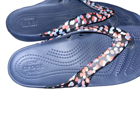 Crocs Kadee II Sandals Women’s graphic Flip Flops Slip On size 6 navy - Picture 3 of 3